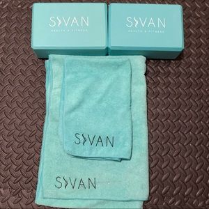 Swan yoga set.